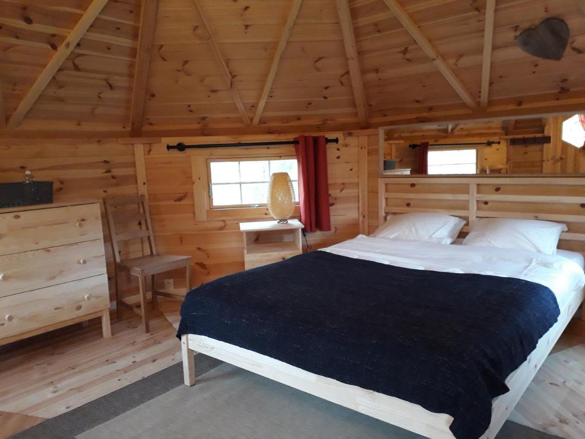 Camping Le Vallage Attigny Exterior foto
