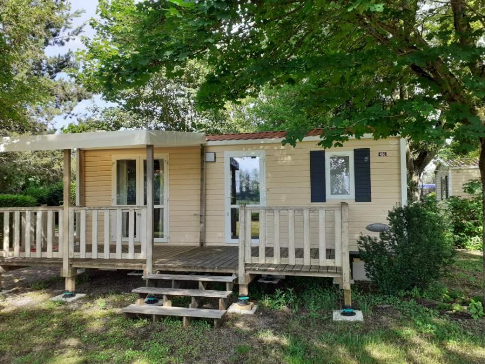 Camping Le Vallage Attigny Exterior foto